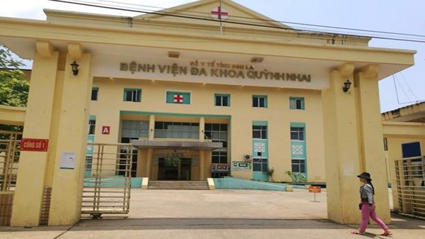 Vụ kỹ thuật viên bệnh viện bị tố cưỡng hiếp bé gái 13 tuổi: Nạn nhân chụp X-quang tận 26 phút, ra ngoài trong hoảng sợ