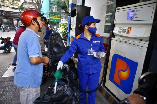 Giá xăng có thể giảm mạnh vào hôm nay