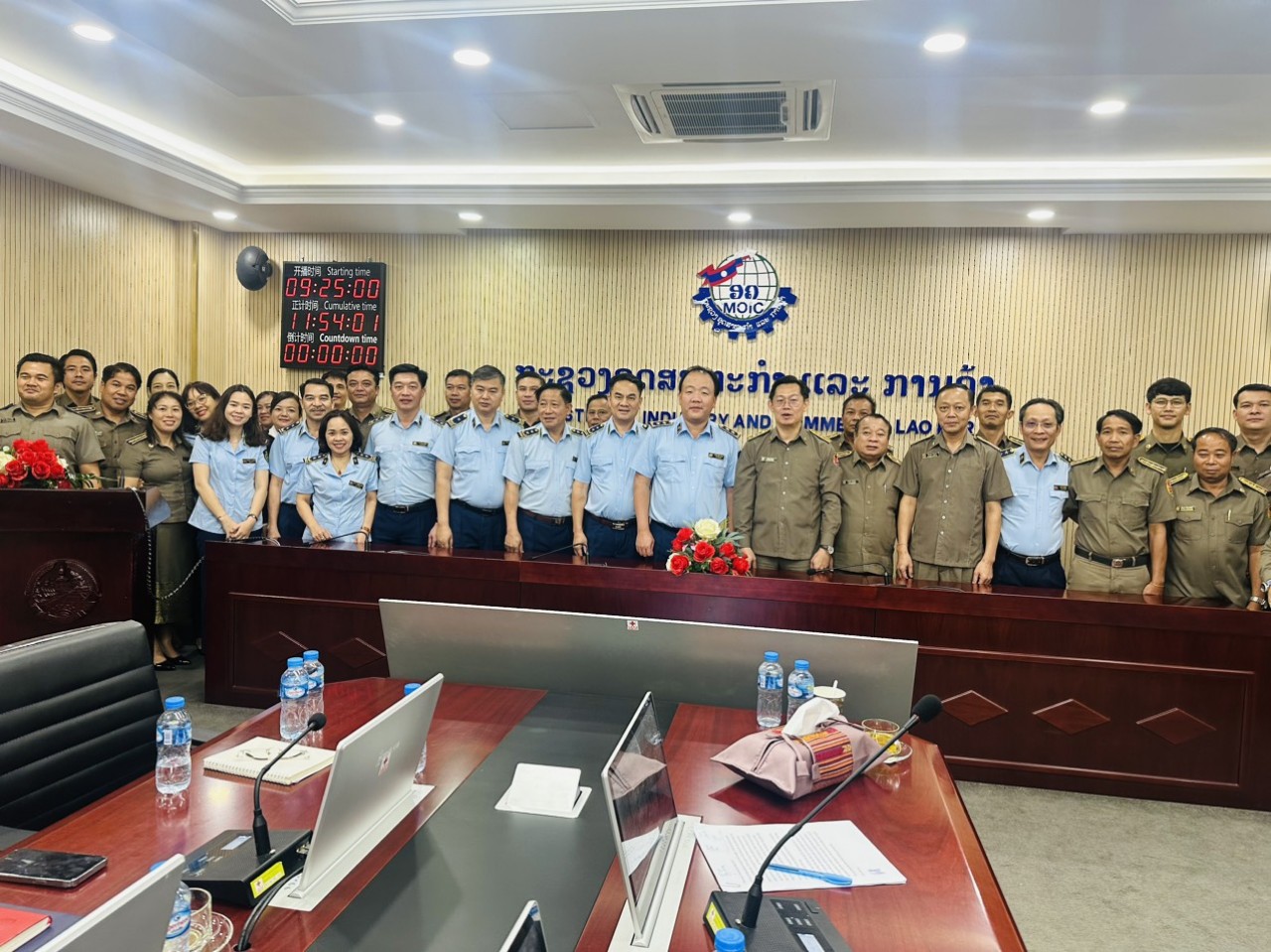 Tổng cục QLTT trao đổi kinh nghiệm, thúc đẩy hợp tác trong lĩnh vực QLTT với Bộ Công Thương Lào